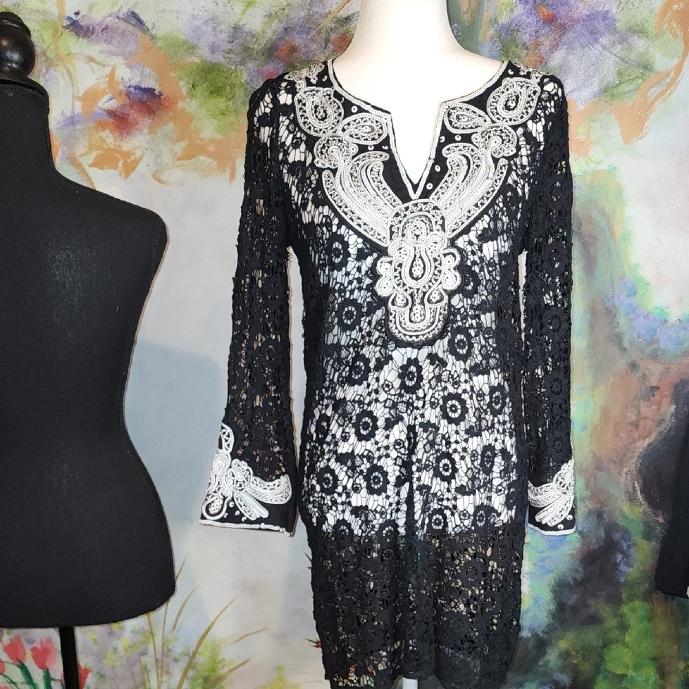 Christina Black and White Embellished Long Sleeve Tunic